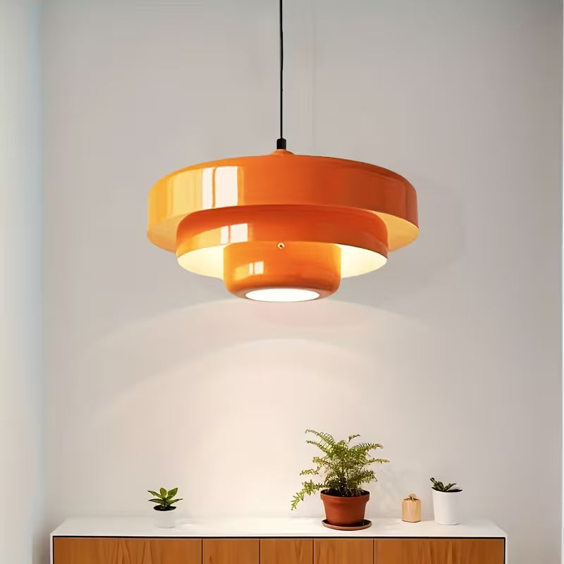 Pomarańczowa lampa wisząca